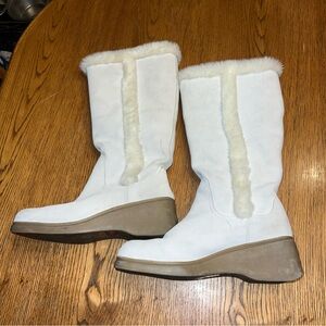 BONGO Women’s Winter White Fur Lined Wedge Boots Sz 10